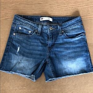 Levi’s Cut Off Jean Shorts Size 4